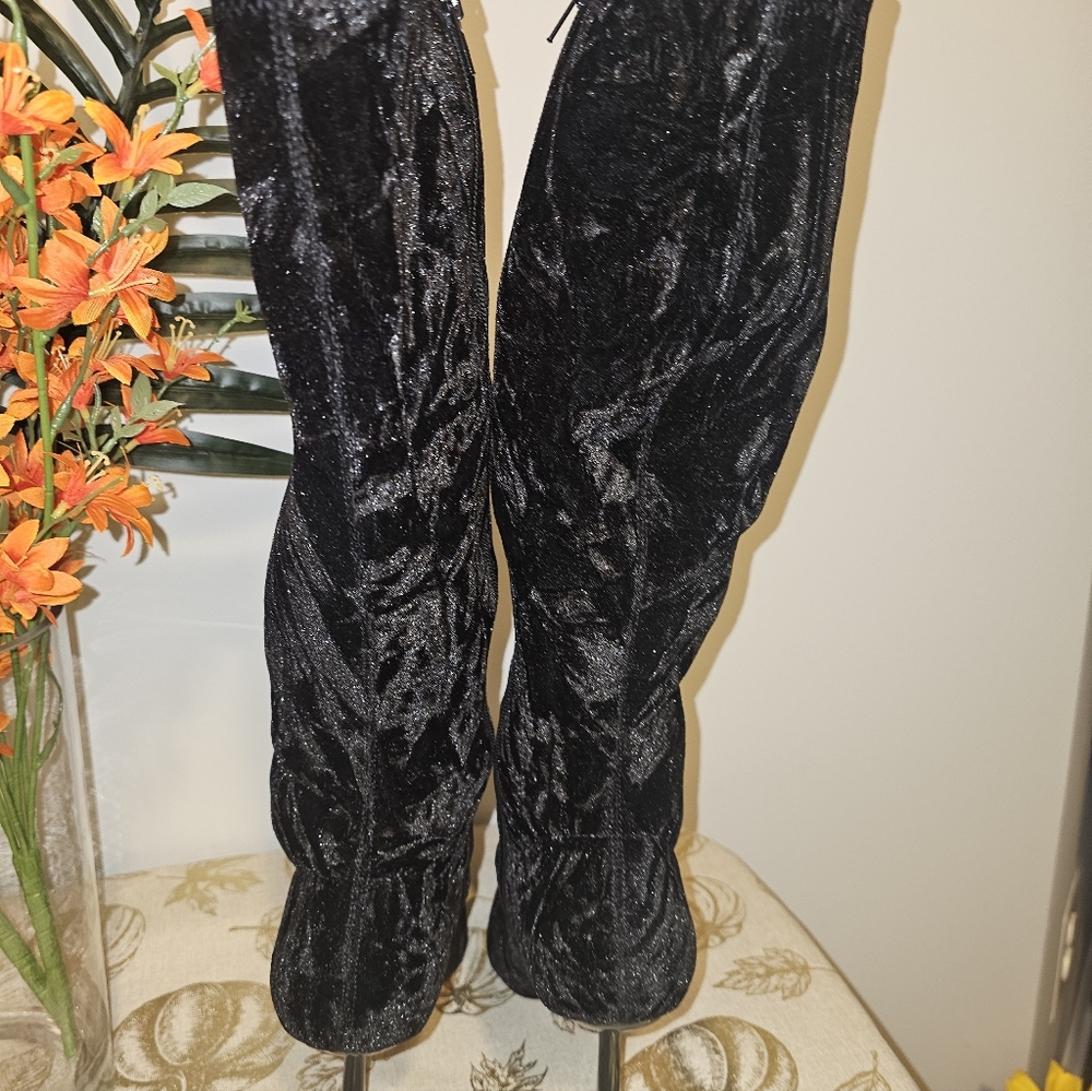 BCBGeneration Blk Women's Isra Velvet Inside Zipper Tall Boots NW/O BOX Sz 9 - Picture 6 of 16